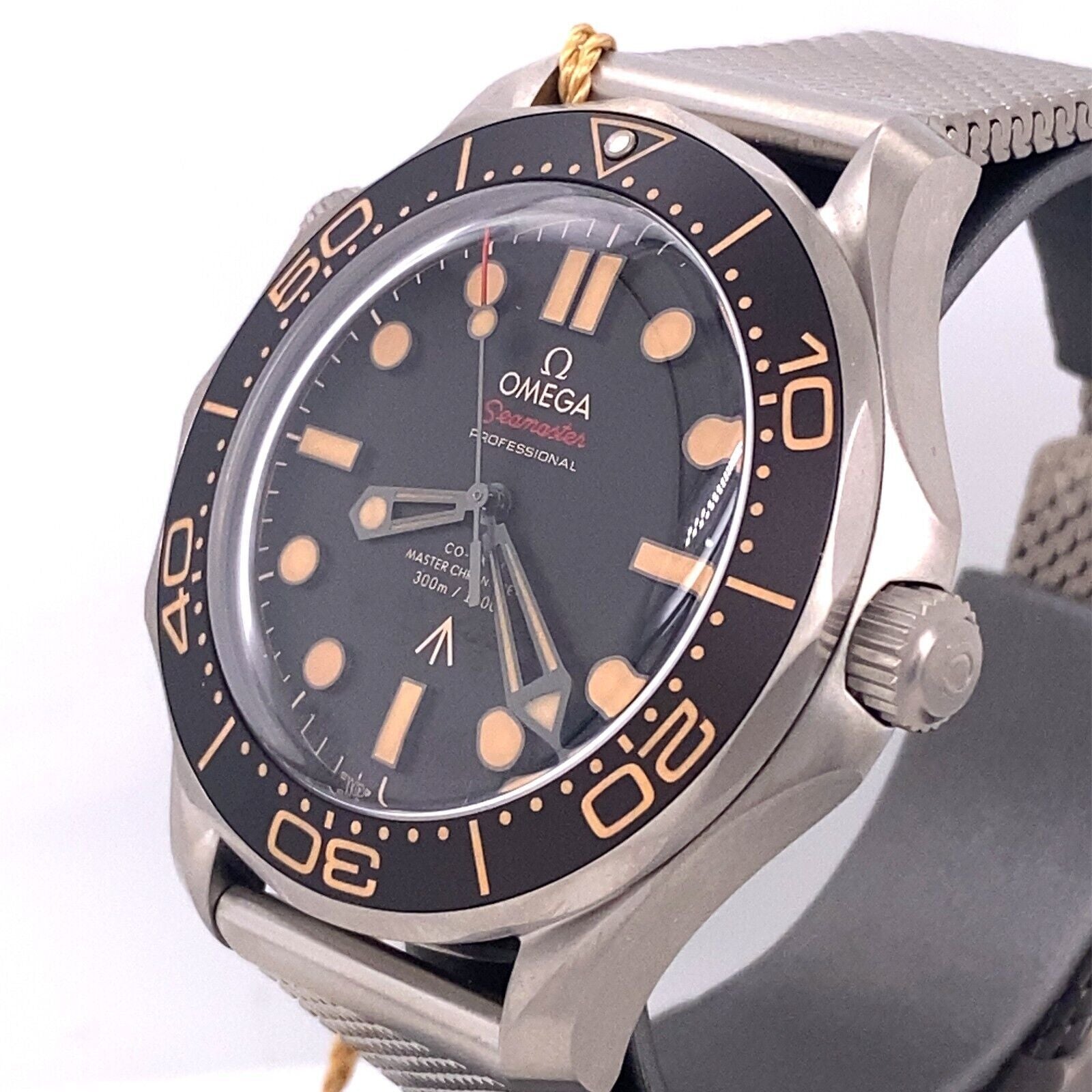 Omega seamaster bond edition best sale