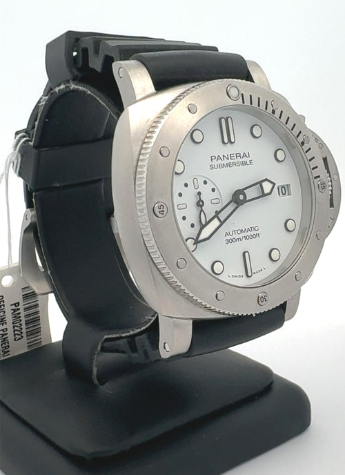 Panerai SUBMERSIBLE Bianco Automatic 42MM PAM 2223 Pre 0wned (2023)