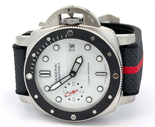 Panerai SUBMERSIBLE LUNA ROSSA 42mm  Watch PAM 1579 - PAM01579- Brand New !