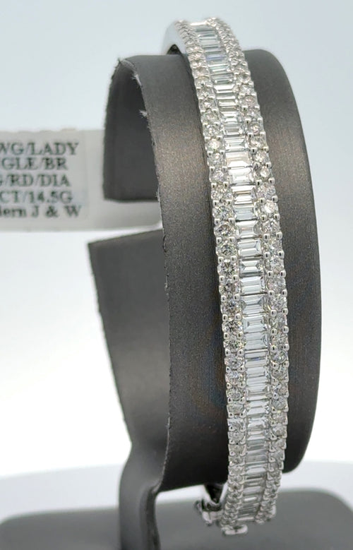 14k  White Gold 5.25CT Diamond Ladies Bangle Bracelet, 14.5gm, S108318