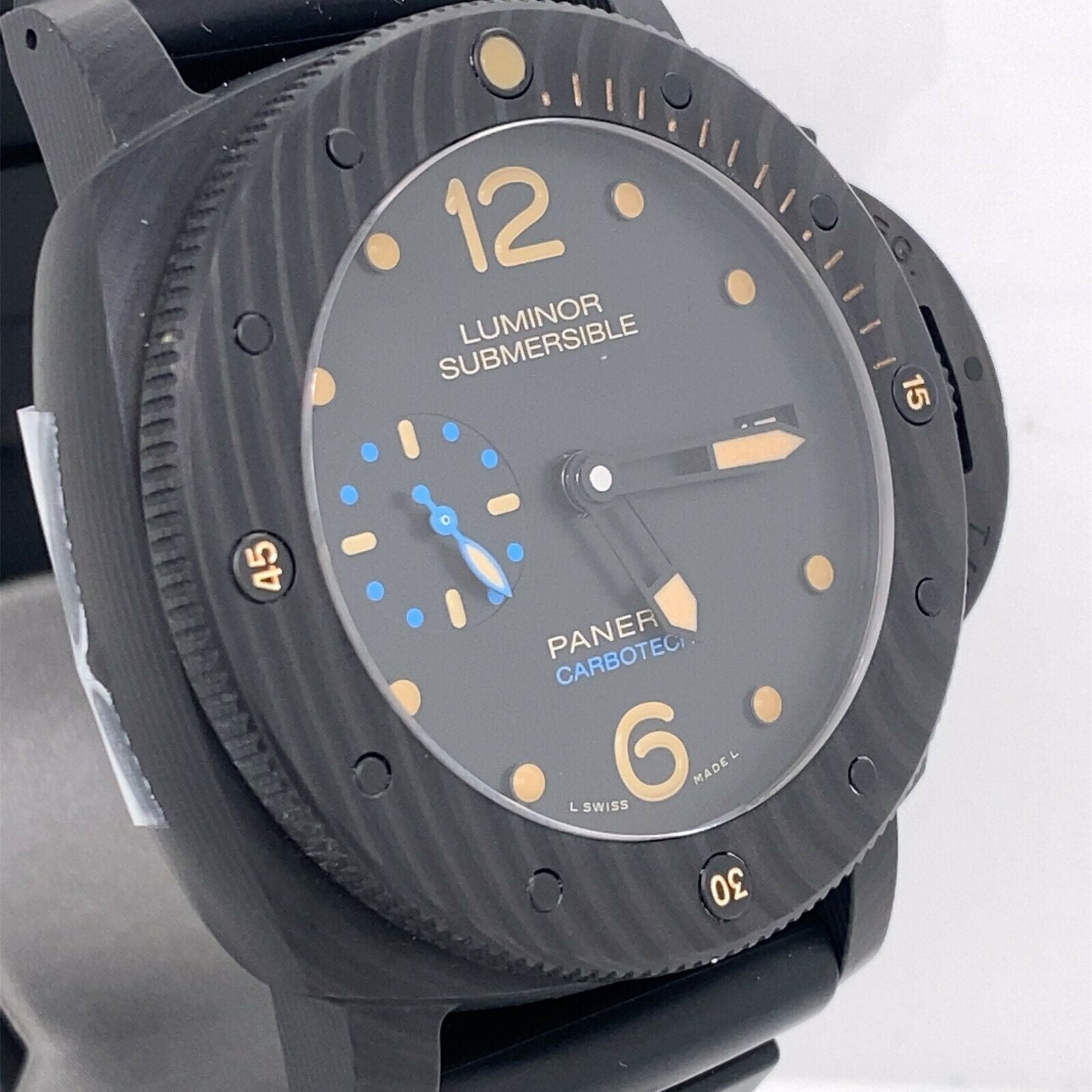 Panerai SUBMERSIBLE CARBOTECH 47mm Watch PAM 616