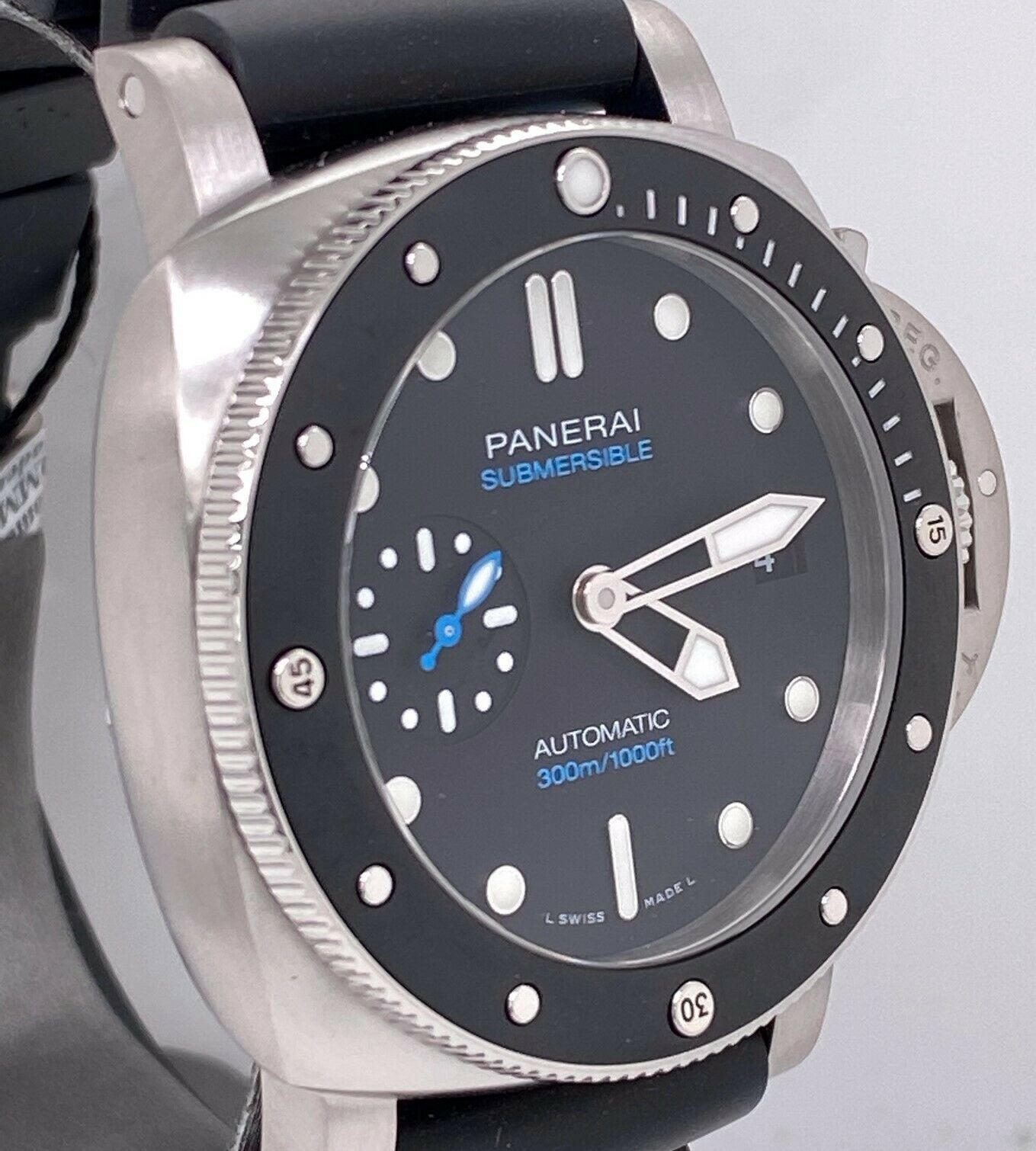 Panerai discount submersible 683