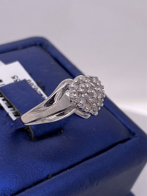 14k White Gold 0.50 CT Diamond Heart Design Cluster Ladies Ring